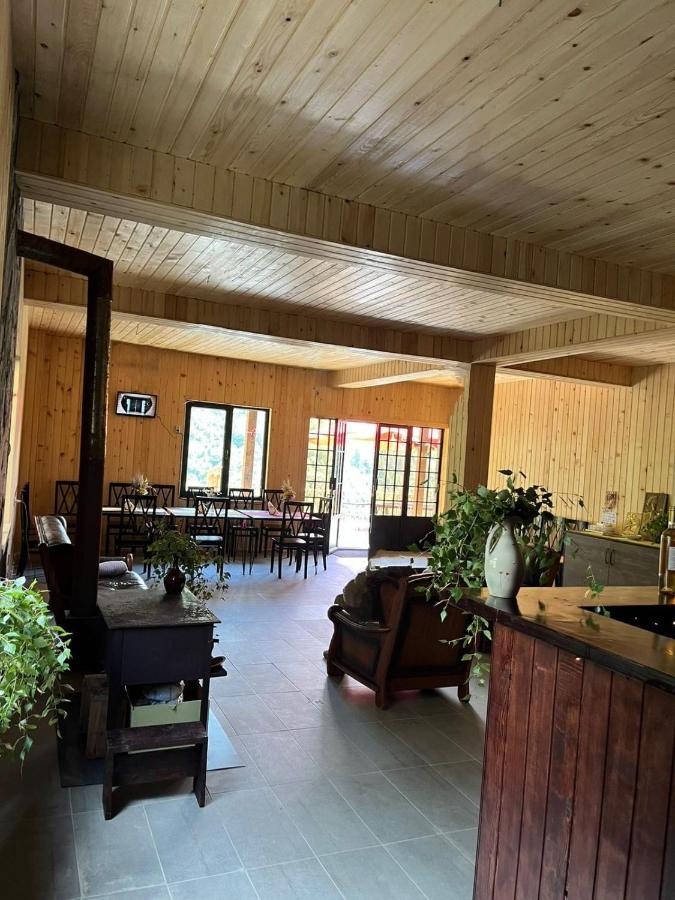 Gaul Gavkhe Hotel ウシュグリ エクステリア 写真